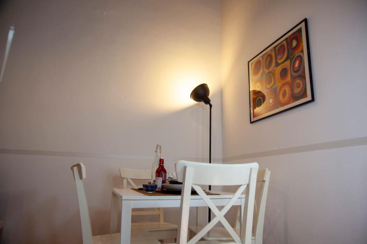 Casa Q163A Tuscolana Next To Metro Apartman Róma Kültér fotó